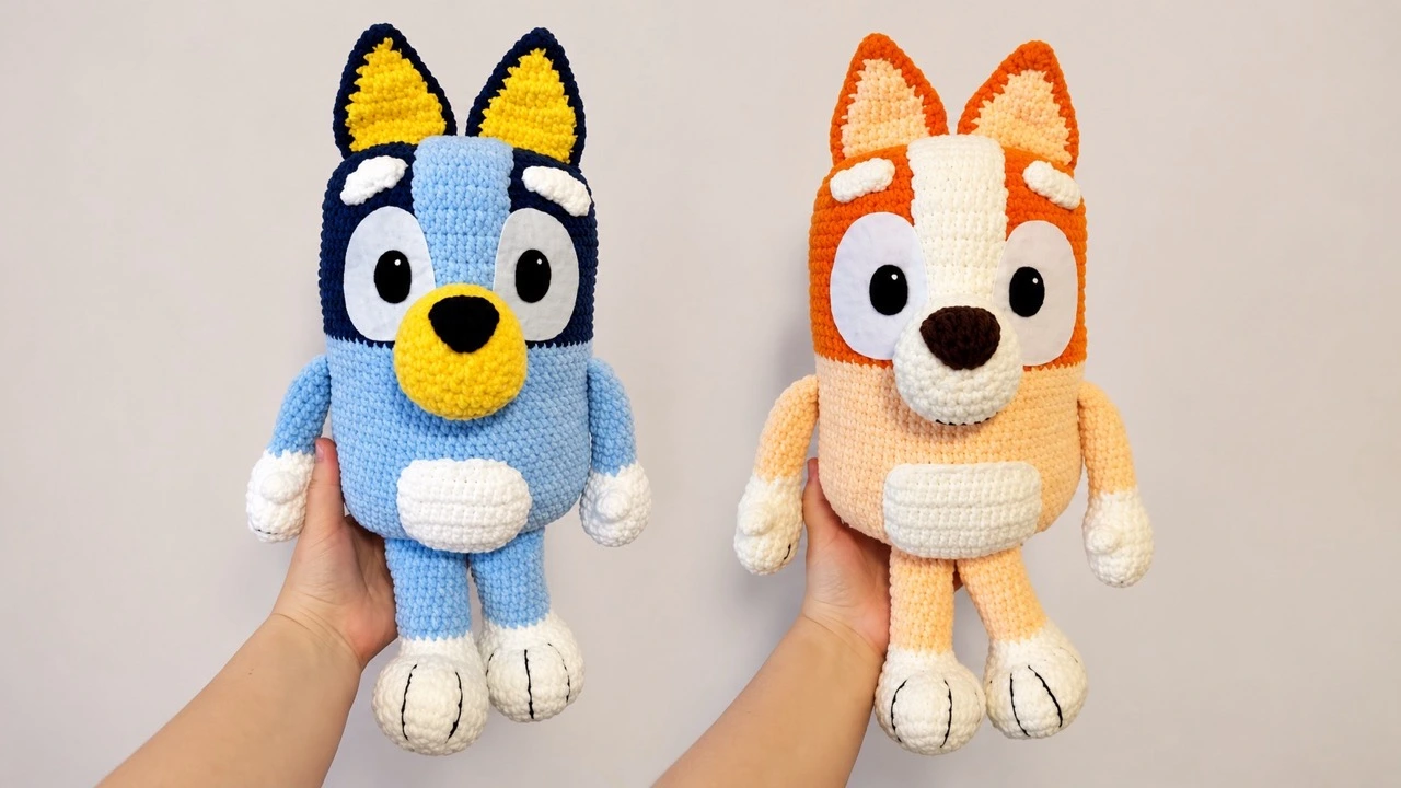 Bluey and Bingo crochet pattern finished plush toys